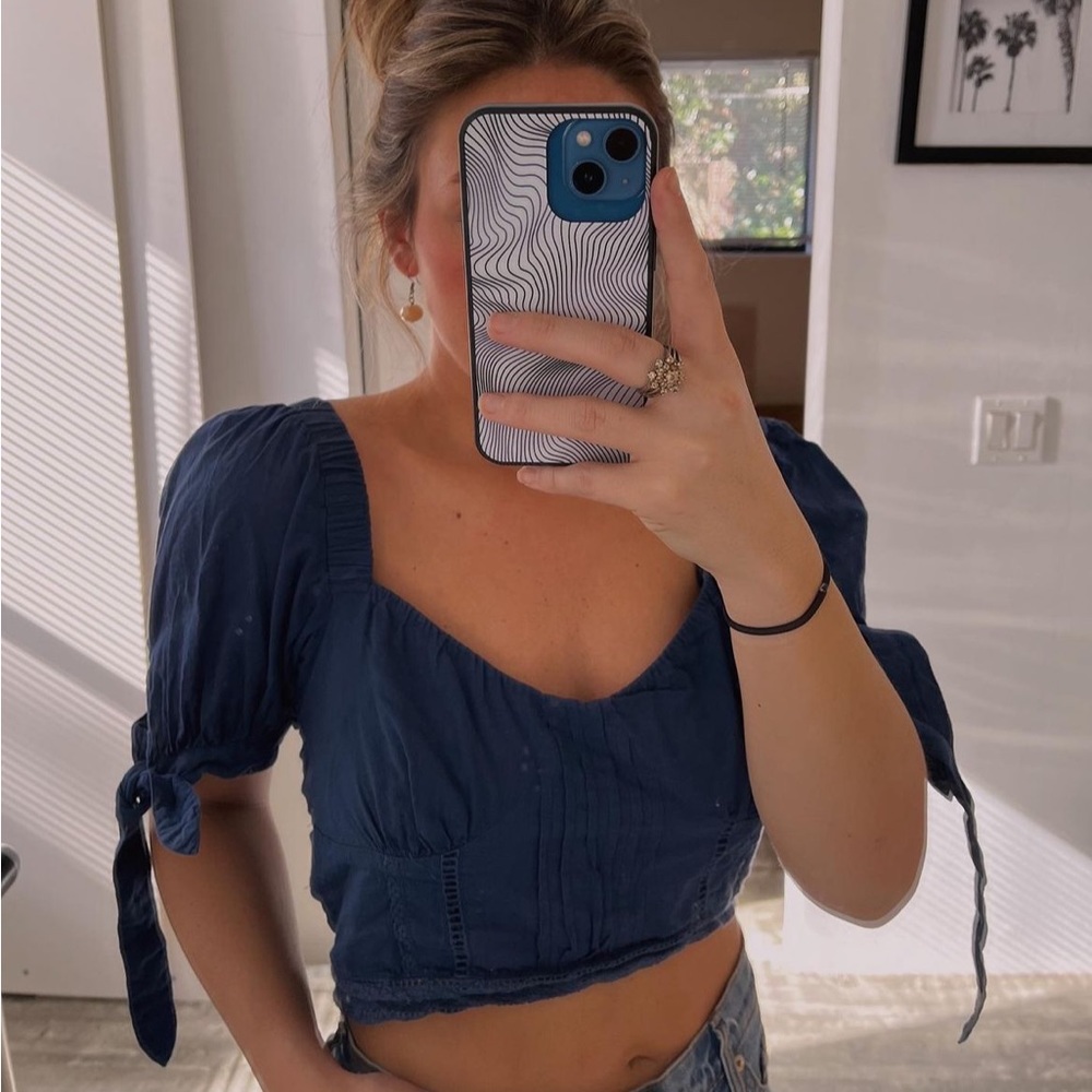 SOLD Lovers + Friends cropped blouse